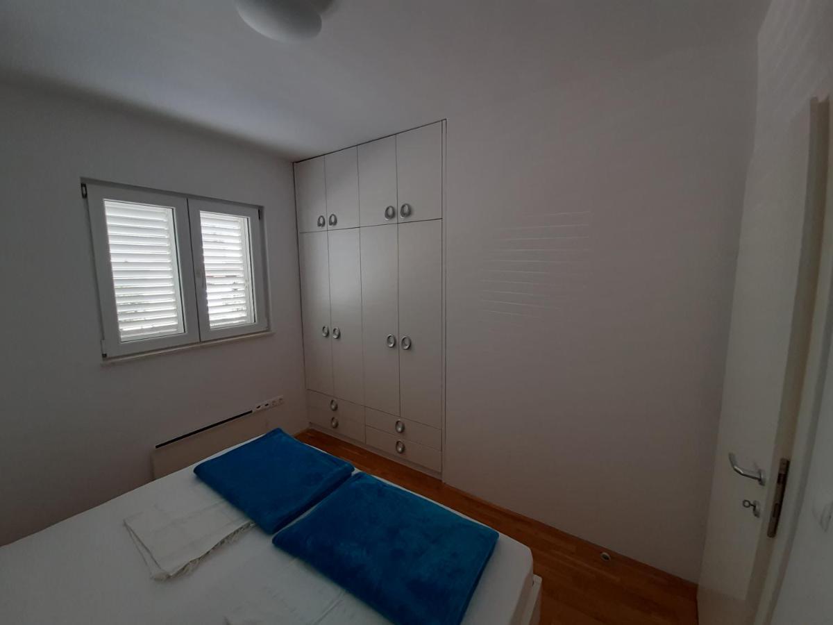 מאקרסקה Apartman U Centru Makarske מראה חיצוני תמונה