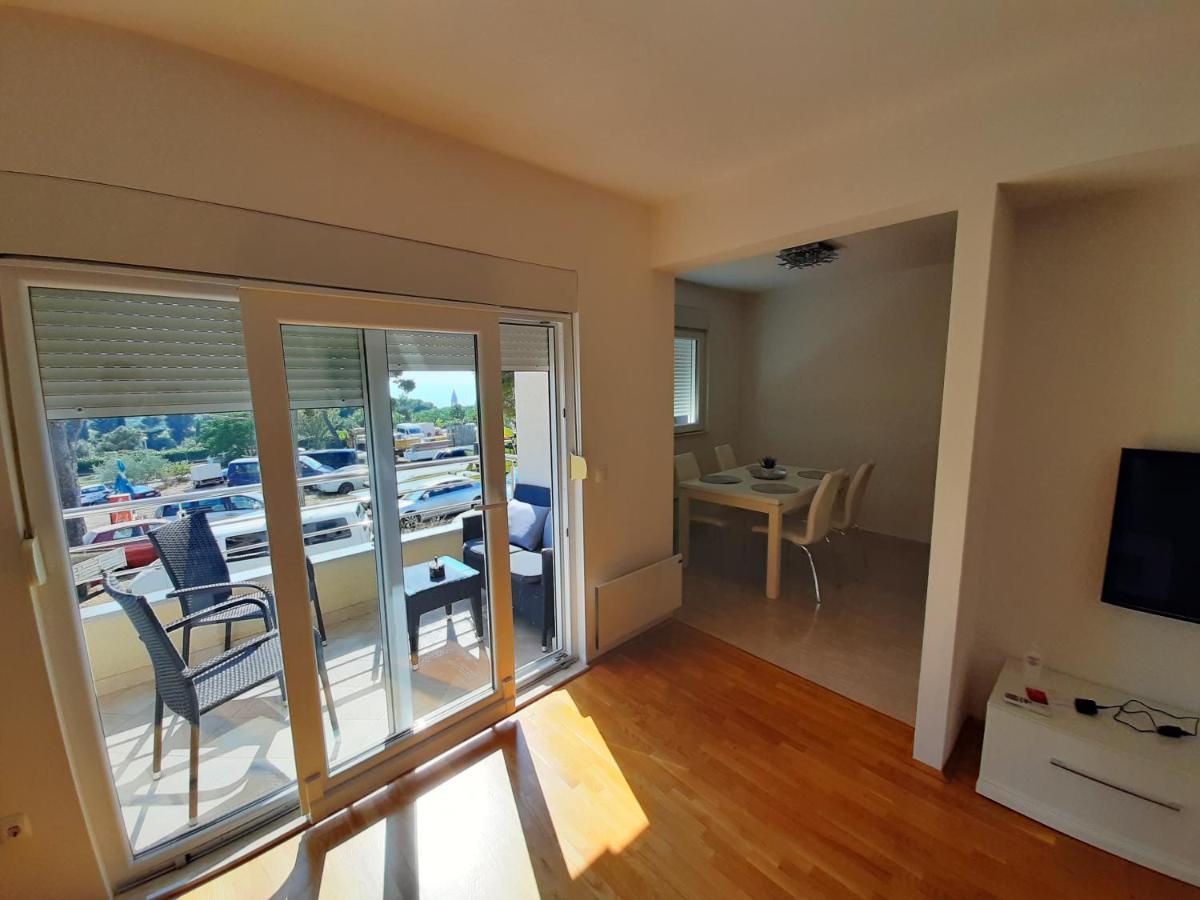 מאקרסקה Apartman U Centru Makarske מראה חיצוני תמונה