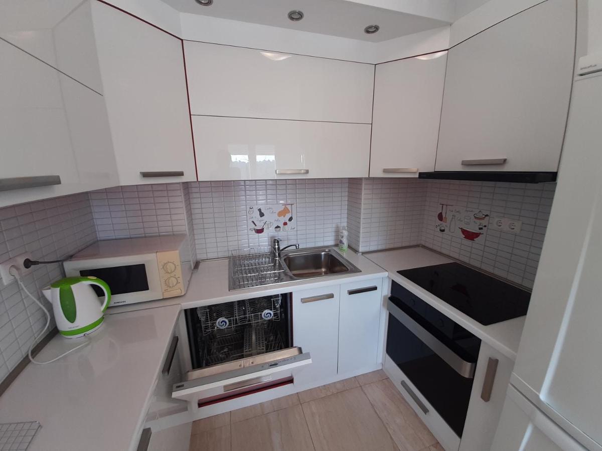 מאקרסקה Apartman U Centru Makarske מראה חיצוני תמונה