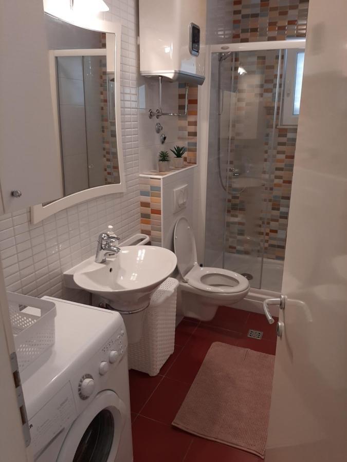 מאקרסקה Apartman U Centru Makarske מראה חיצוני תמונה