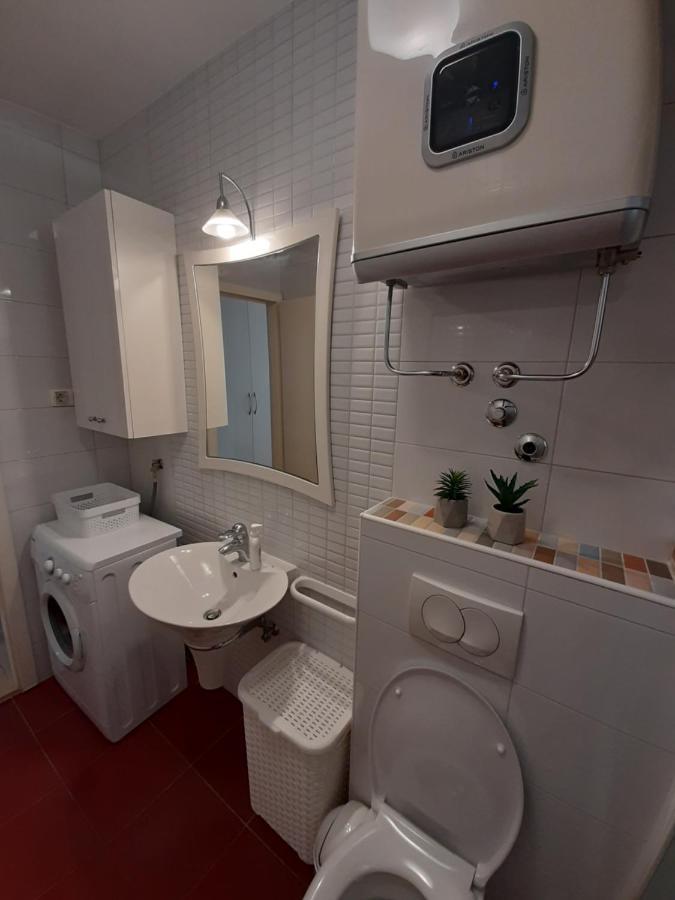 מאקרסקה Apartman U Centru Makarske מראה חיצוני תמונה