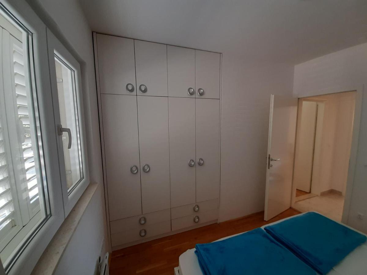 מאקרסקה Apartman U Centru Makarske מראה חיצוני תמונה